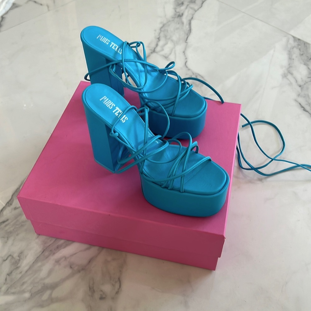 Like New❣️ Paris Texas Platform Sandal
